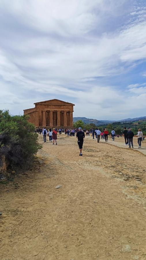 La Terrazza Di Athena Sweet Rooms Agrigento Exterior photo